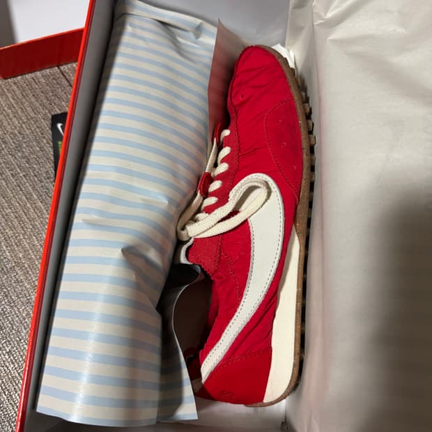 나이키 자크뮈스 문슈즈 레드 290