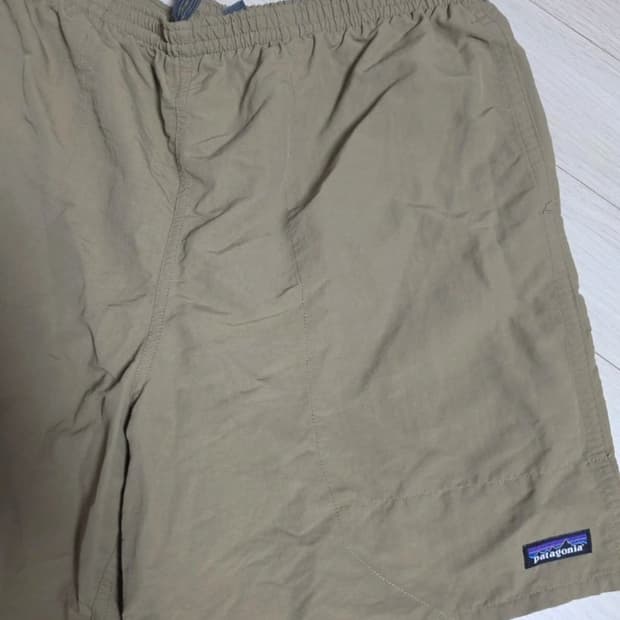 파타고니아 배기스 반바지 XL 카키