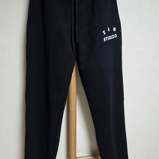 IAB STUDIO 검정 트레이닝 조거팬츠