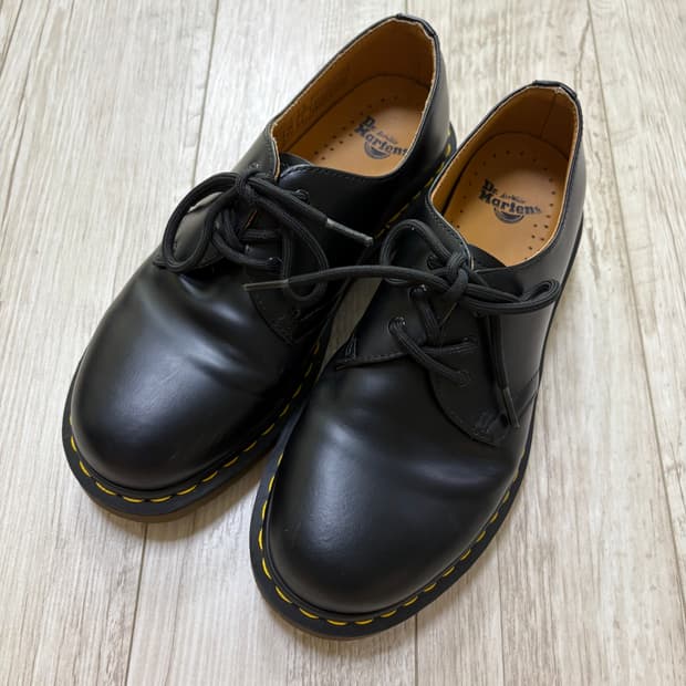 닥터마틴 1461 3홀 스무스 240