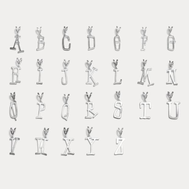 25ss 스투시 알파벳 팬던트 B