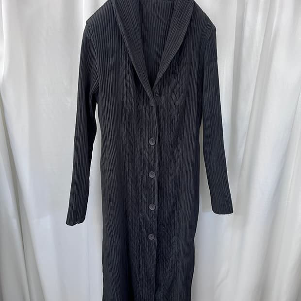 vintage pleats coat 