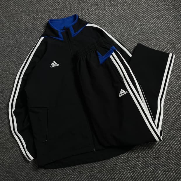00s 아디다스 올드스쿨 배색우븐 트랙자켓 & 트랙팬츠 세트 y 4067