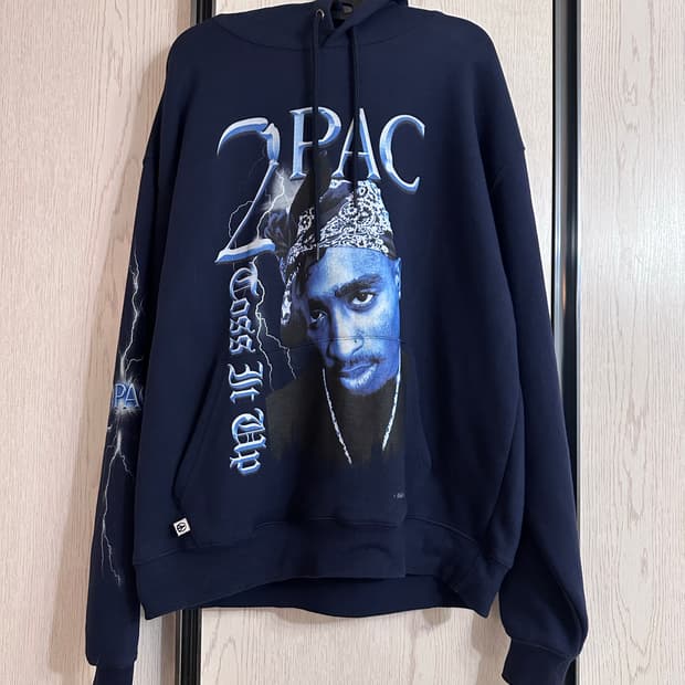 2APC 투팍 후드티 M