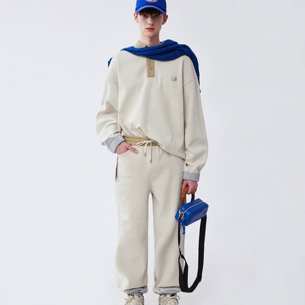 아더에러 셋업 판매