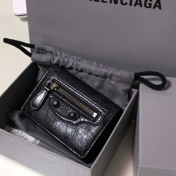 발렌시아가 르 시티 미니 월렛 블랙