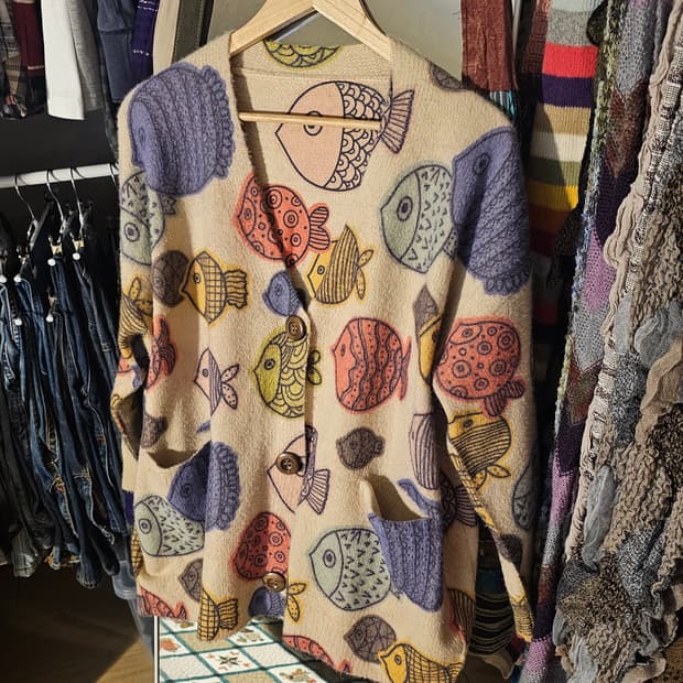 니모를 찾아서 가디건