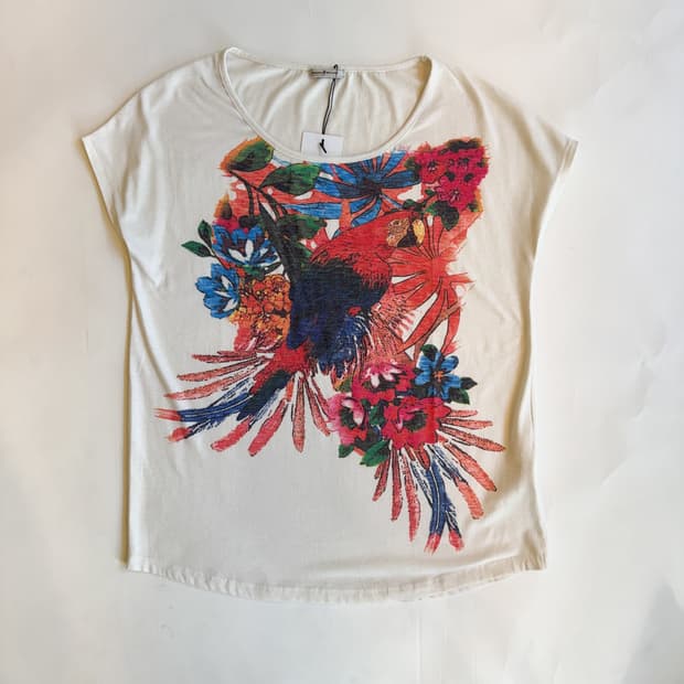 BOOGIE WOOGIE TROPICAL PARROT TEE