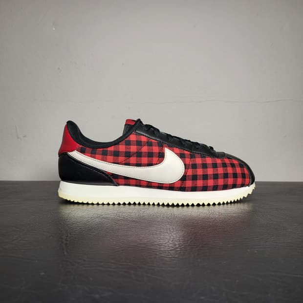 나이키 운동화 240m