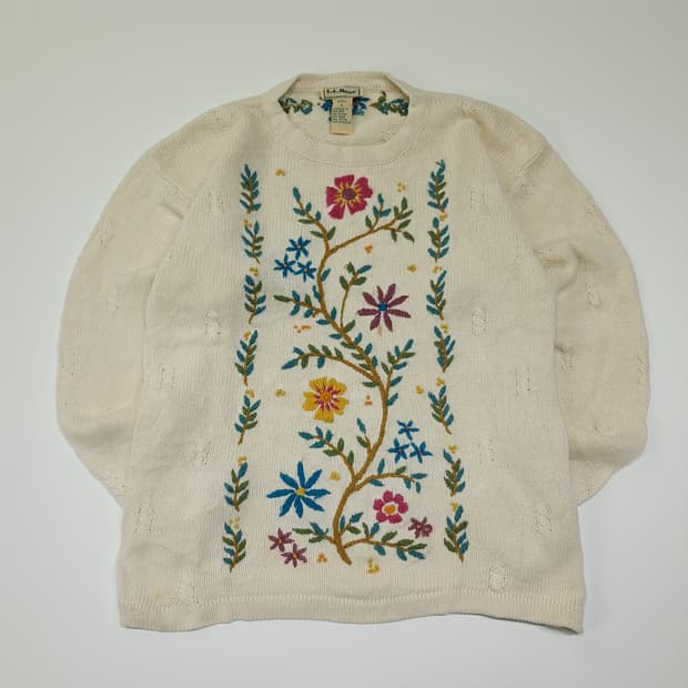 CL149 S 엘엘빈 라미혼방 자수 니트