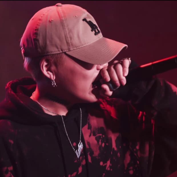 뉴에라 언스트럭쳐 워시드 볼캡