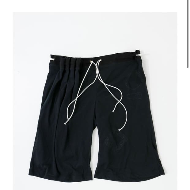CURTAIN HALF PANTS (BLACK)