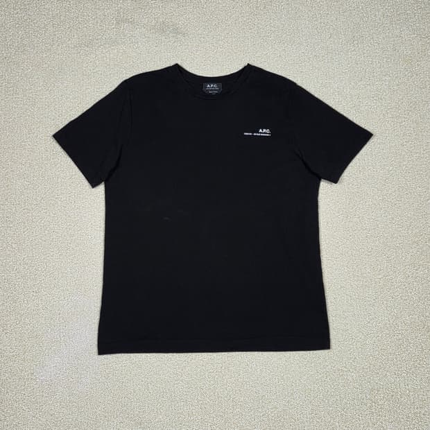[A.P.C.] 아페쎄 뤼 마담 로고 반팔 티셔츠 | S00199