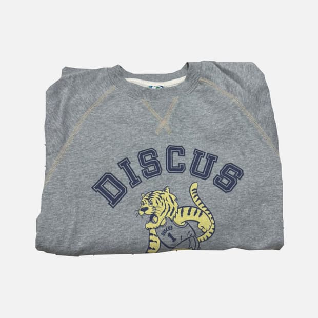 디스커스 애슬레틱 맨투맨