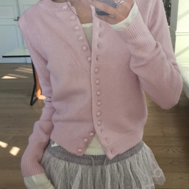 (새제품)콩단추 핑크 가디건