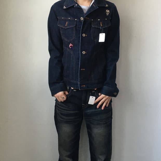 Stud patch point denim shirt