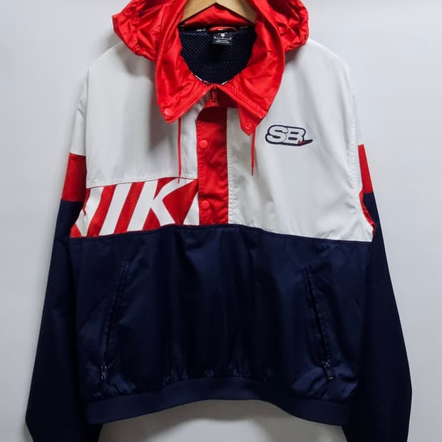 나이키 SB 아노락 바람막이 M