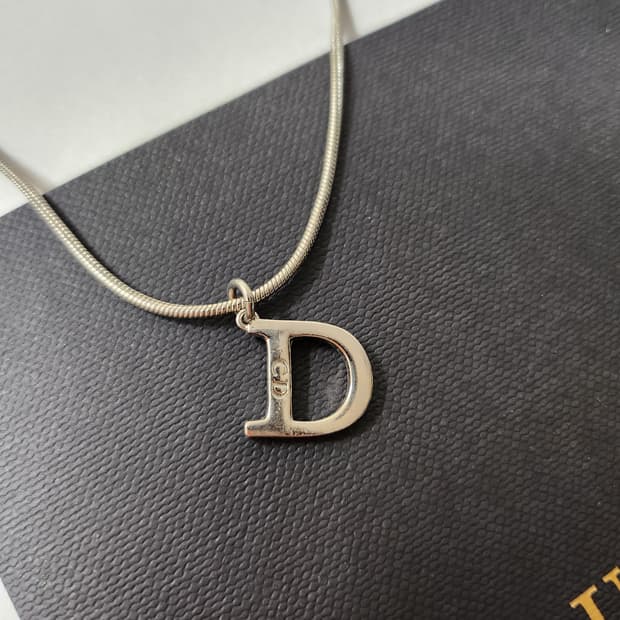 디올 D 실버 빈티지 목걸이