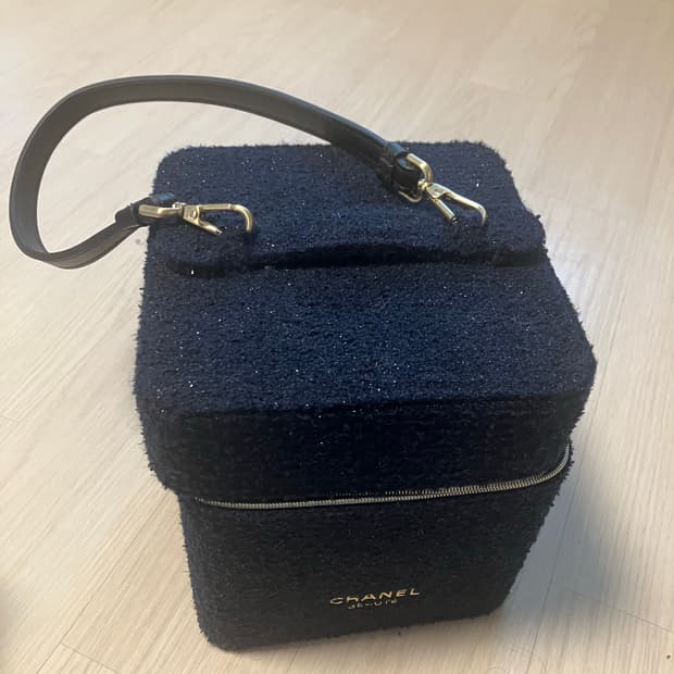 샤넬 뷰티. 베니티백.(토트끈 같이)