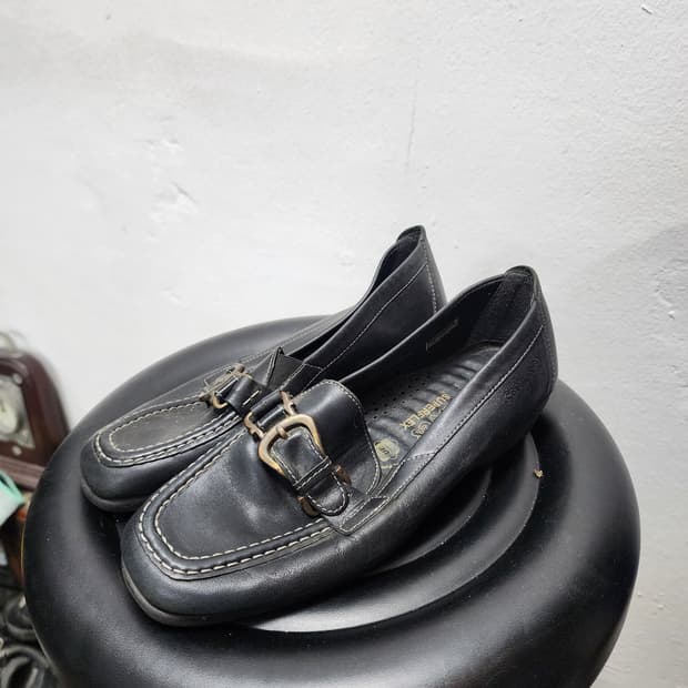 Softwaves 유럽 빈티지 로퍼 