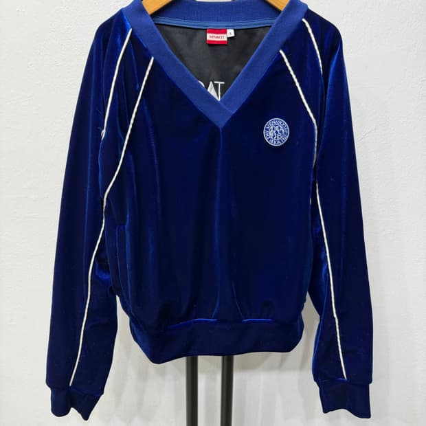 정품) MENASOO 미나수 여성 벨벳 맨투맨 S