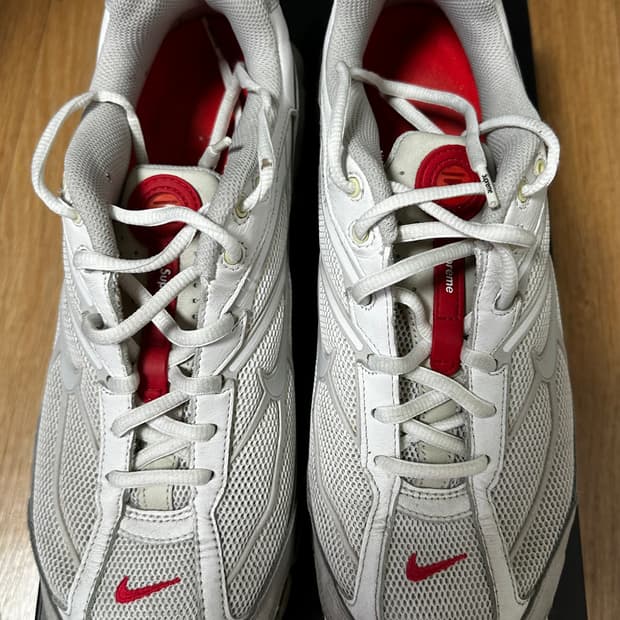 슈프림 나이키 샥스라이드2 화이트