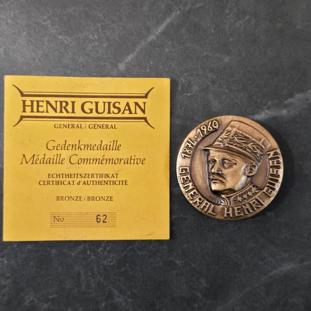 WWII Switzerland Henri Guisan 장군 메달