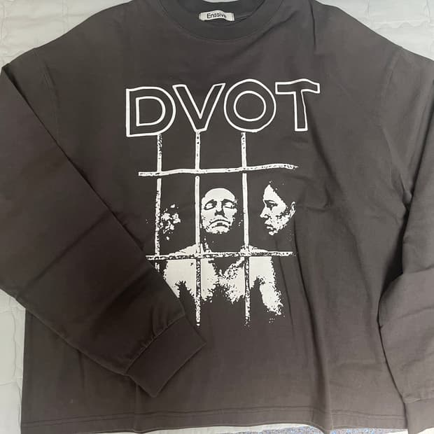 enssive 롱슬리브