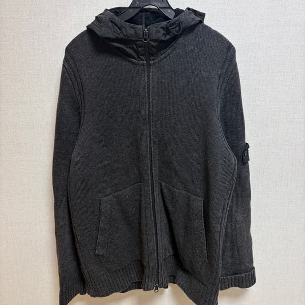 스톤아일랜드 니트 후드집업