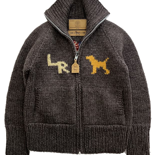  CANADIAN SWEATER × Labrador Retriever 
