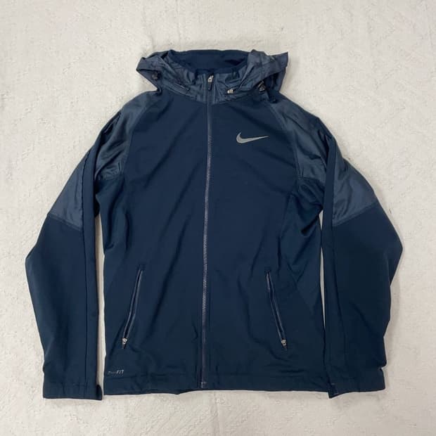 [95] 나이키 드라이핏 바람막이