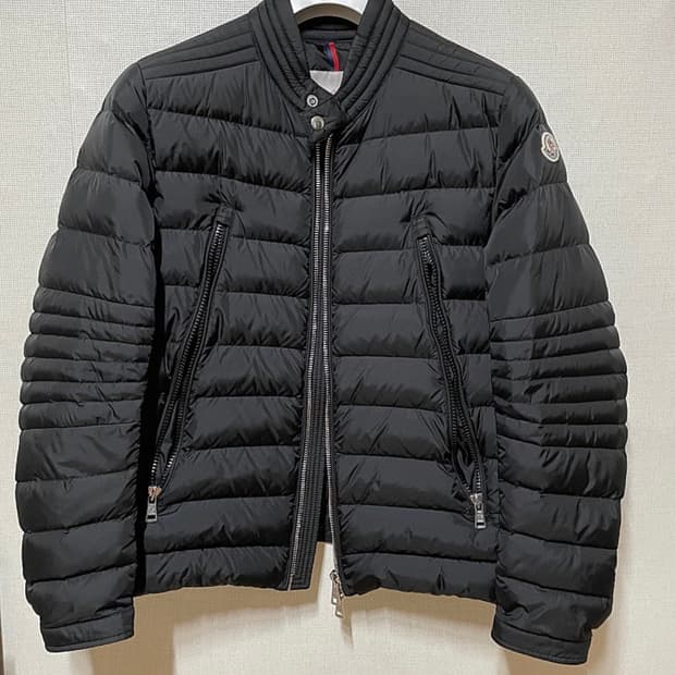 최상급 몽클레어 아미오트 블랙 3사이즈 판매