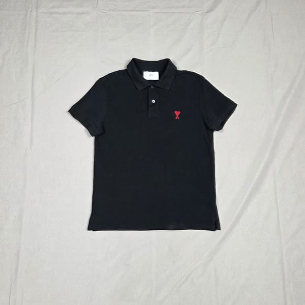 (새상품) [아미] 스몰 하트 로고 폴로 셔츠 | S00077