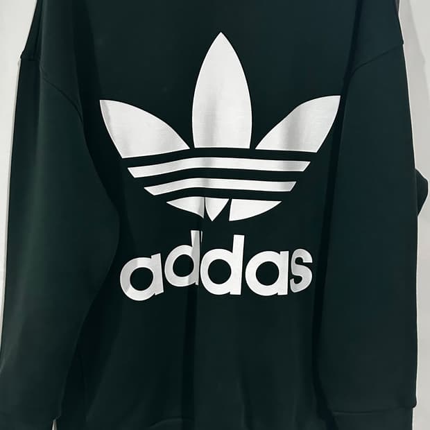 아디다스 트레포일 맨투맨 다크그린