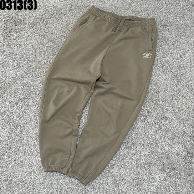 엄브로 트레이닝 조거 팬츠