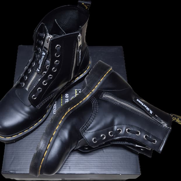 Dr.martens x Mastermind 60th 1460