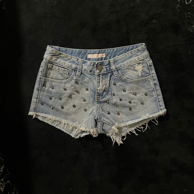 스터드 연청 데님반바지