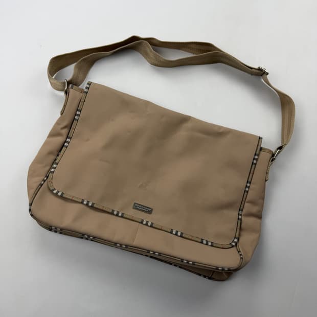 버버리 메신져백