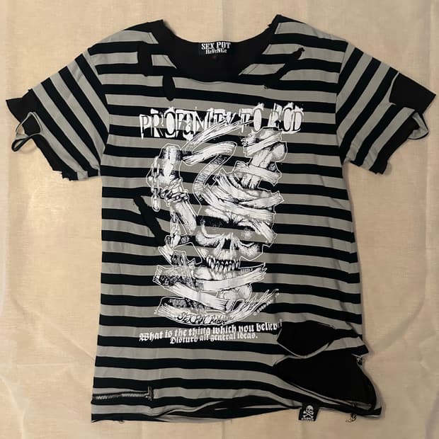 “sexpot revenge“punk grunge short sleeve