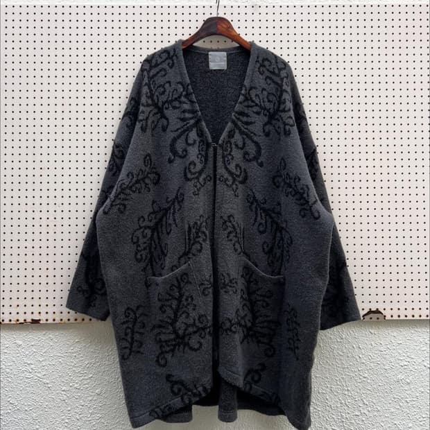 ANGENEHM JAPAN MADE PATTERN 니트 로브 코트