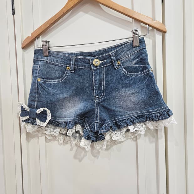 디어리 데님 레이스 프릴 숏팬츠