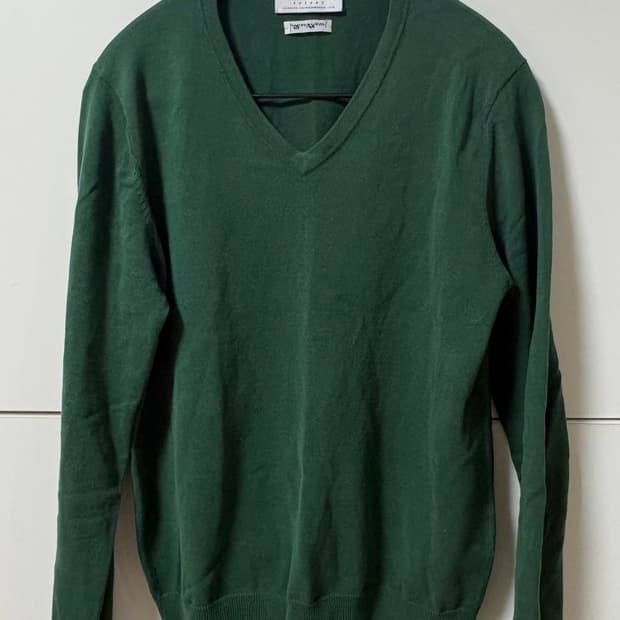 투모로우랜드 니트