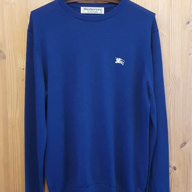 77.버버리 메리노울 라운드니트