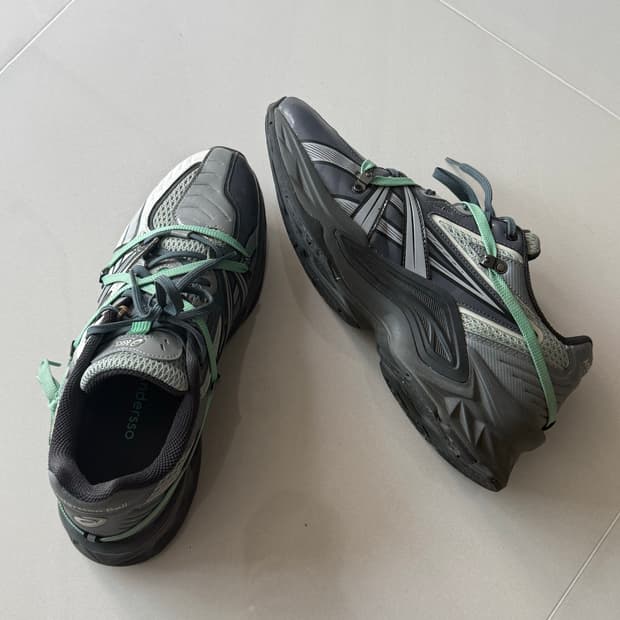 아식스 앤더슨벨 프로토블라스트