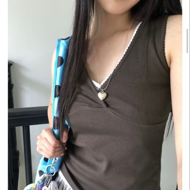 [새상품] 원더원더 피요 브이넥 골지 레이스 나시