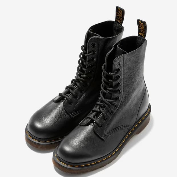 (새상품) 닥터마틴 240 