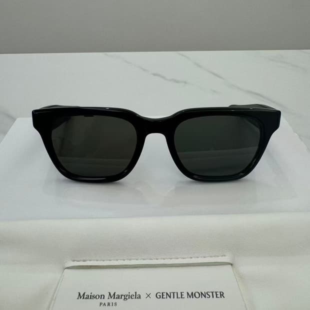(정품)젠틀몬스터x메종마르지엘라 MM110 01 선글라스