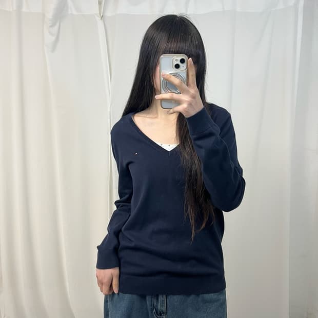 Tommy Hilfiger Navy V-Neck Knit