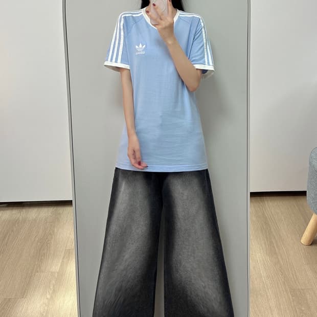 아디다스 스카이블루 삼선 링거 반팔 티셔츠