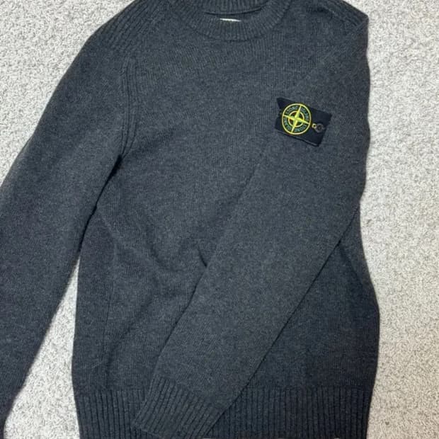 스톤아일랜드 니트